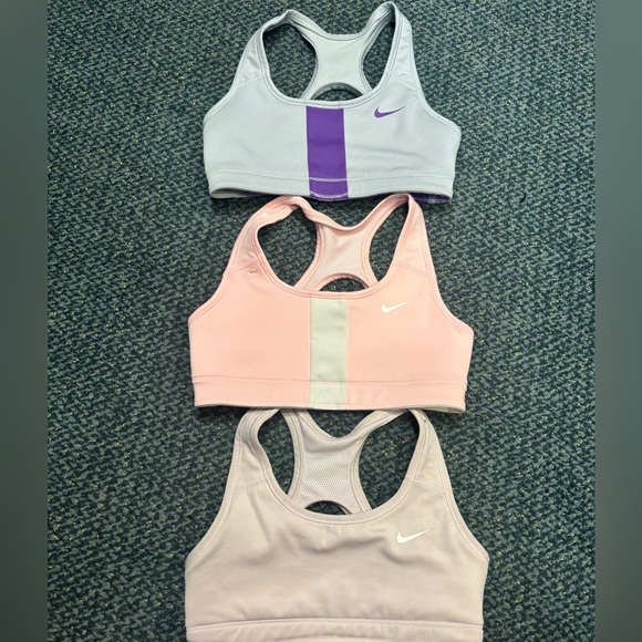 Girls Nike reversible sports bra lot. - Picture 1 of 3